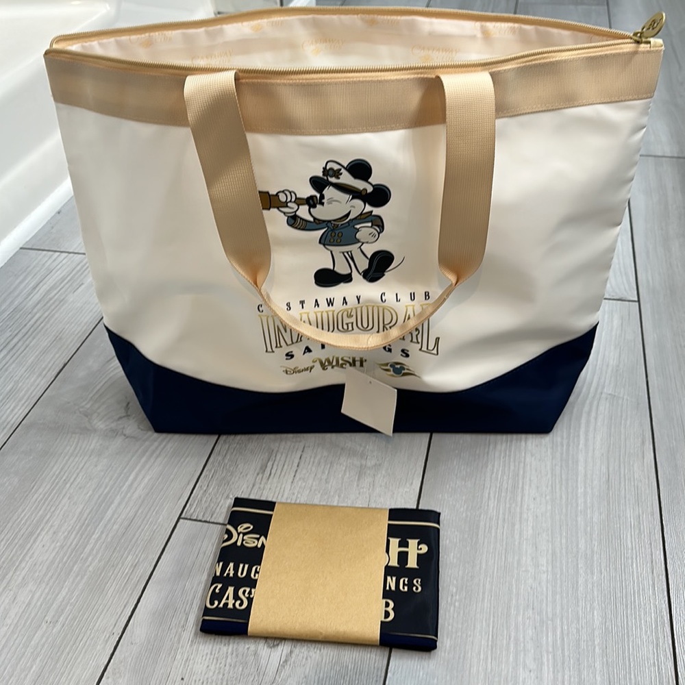 Disney Wish Cruise Line - Castaway Club Inaugural Sailings Mickey Tote NEW - Picture 5 of 5